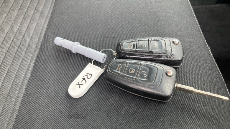 Ford Transit Custom 320 L2 Diesel Fwd 2.0 EcoBlue 130ps Low Roof D/Cab Limited Van Auto